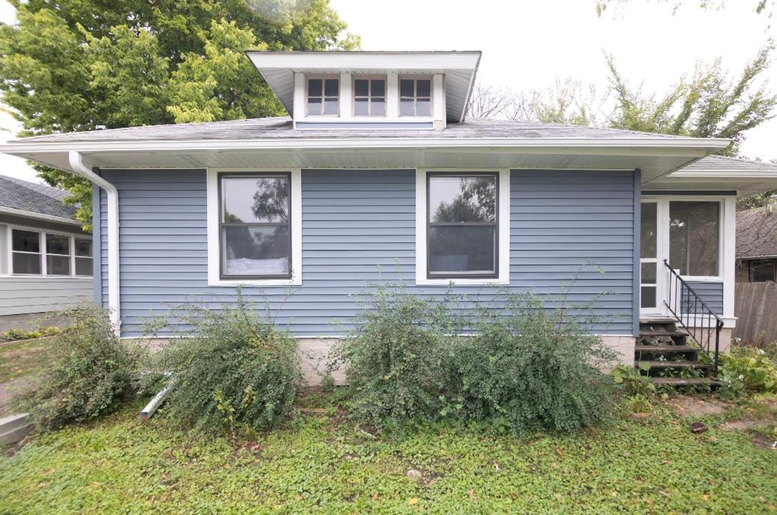 Spacious 2 Bedroom Home Near Ingersoll & Downtown Дес Мойнс Екстериор снимка