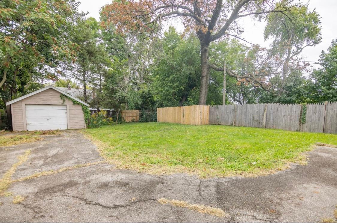 Spacious 2 Bedroom Home Near Ingersoll & Downtown Дес Мойнс Екстериор снимка